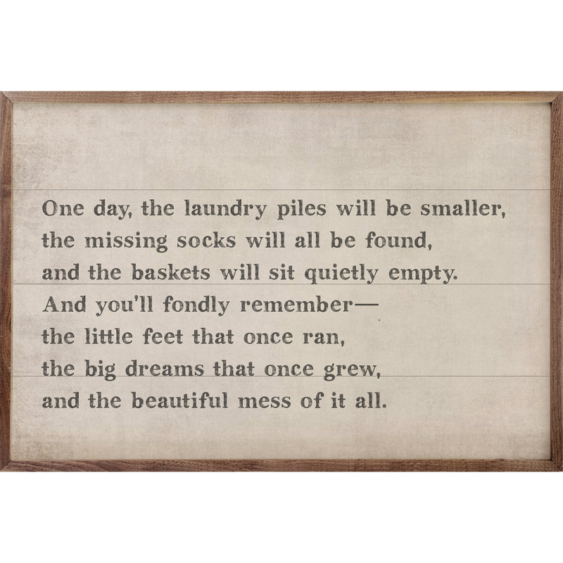 One Day The Laundry Piles, H 10 po x l 16 po, Blanc
