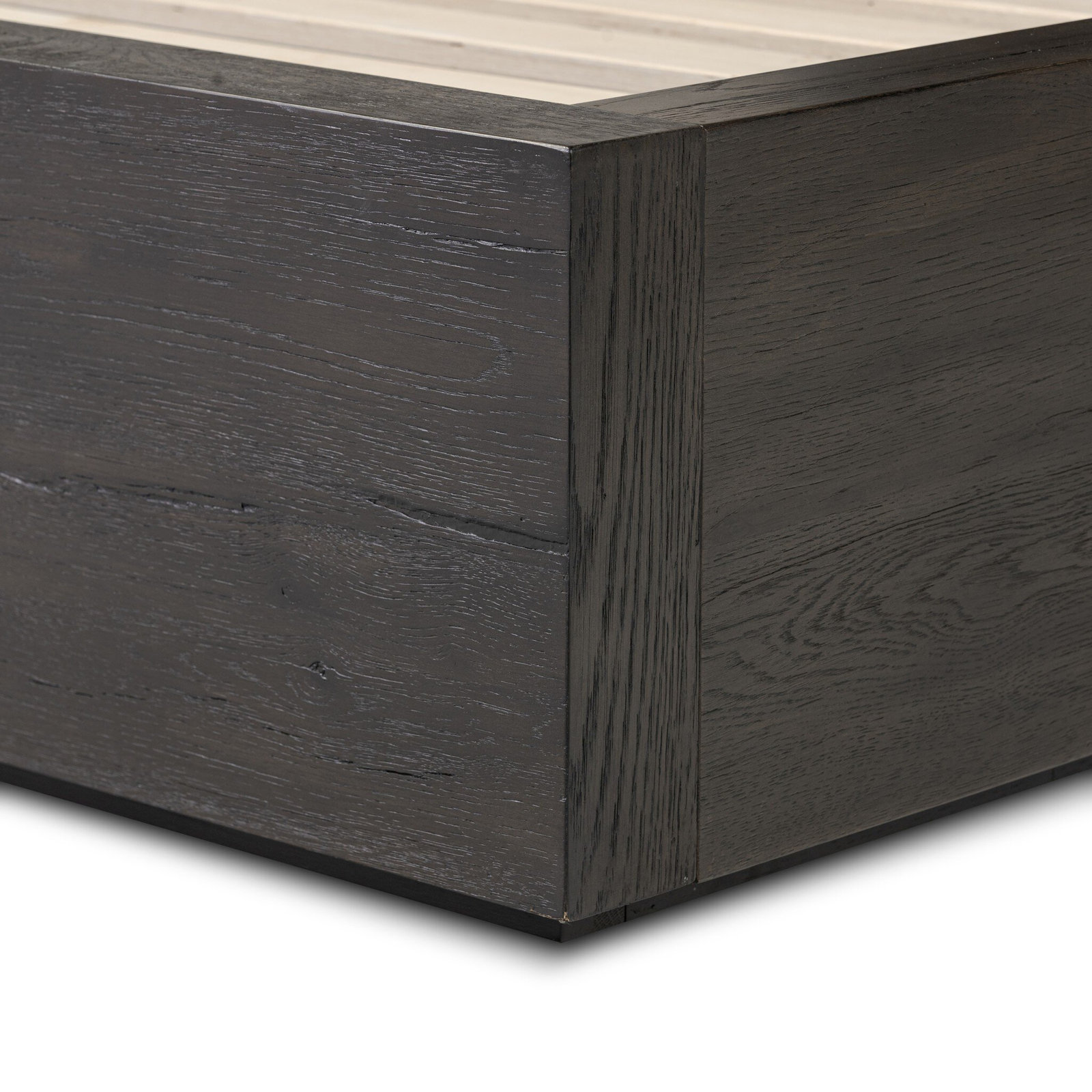 Leo Bed-Smoked Black-Queen, Queen, Smoked Black