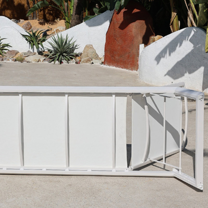 Chaise longue d'extérieur en alliage d'aluminium Revital