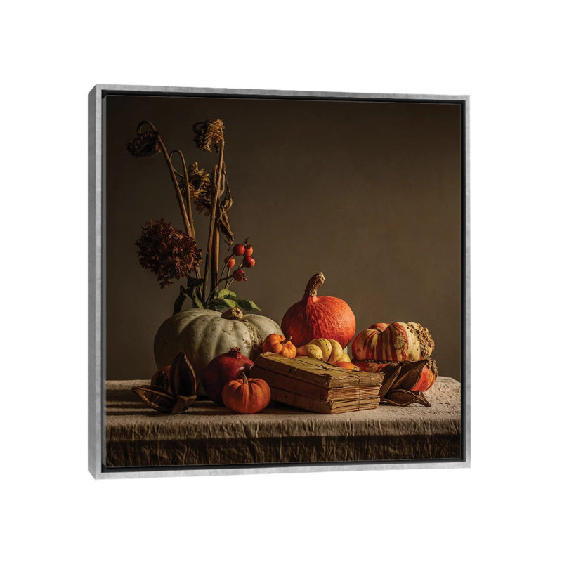 « Still Life » par Mark Gemmell-impression d’art graphique, H 18 po x l 18 po x 1,5 po, Toile avec cadre argenté