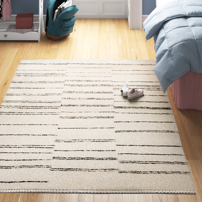 Alexuss Striped Indoor Rug, Rectangle 5' x 7'6"