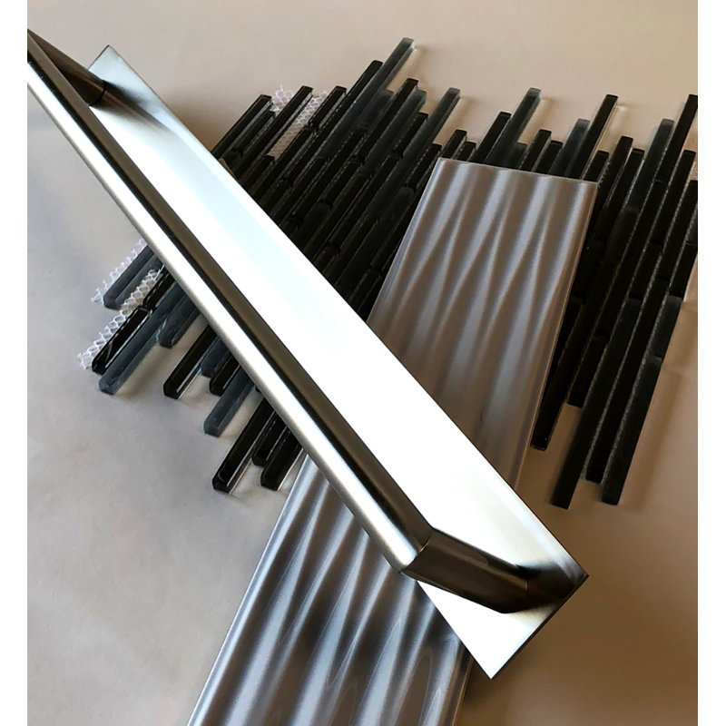 Surface 32" Towel Bar