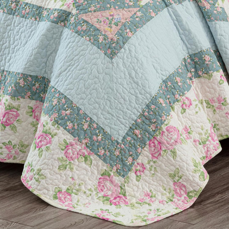 Gayle Pre-Washed Floral Patchwork Cotton Quilt Set, Oversized King, 3