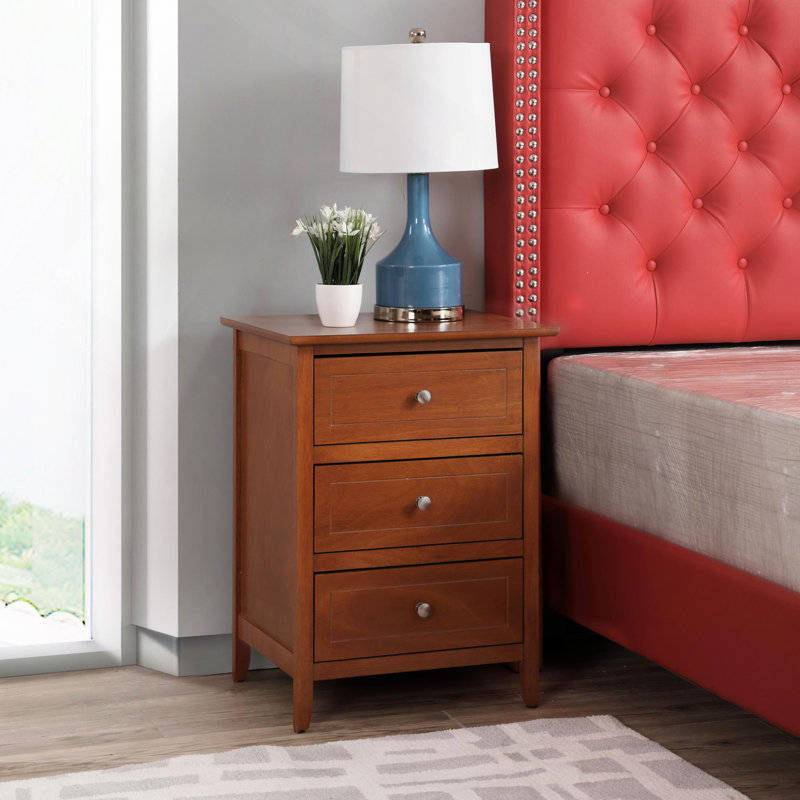 Table de chevet en chêne Timeless pour chaque chambre
