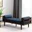 Chaise longue en tissu bleu marine avec un style relaxant et contemporain avec cette couture gaufrée