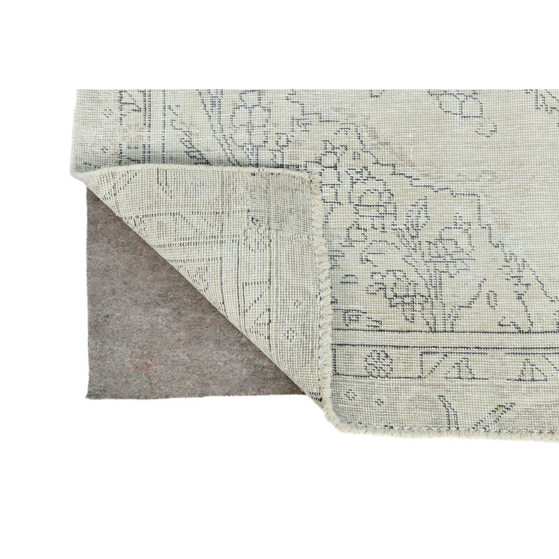 Tapis beige / crème Andromachi One-of-a-Kind
