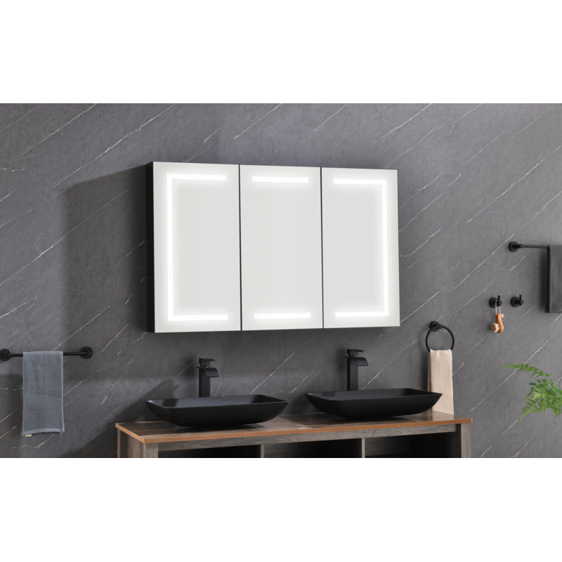Miroir d'armoire à pharmacie avec cadre H 48 po x l 5,59 po Dabrielle