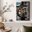Tableau mural sur toile avec roue de navire en bois et boussole en laiton et vue sur l'océan-147841079