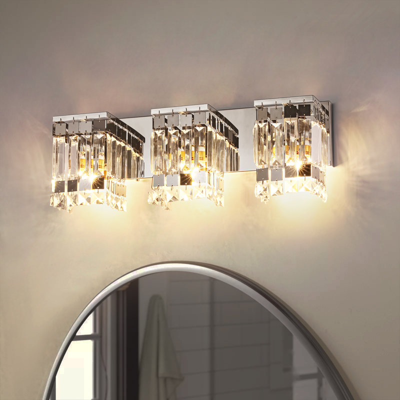 Éclairage de salle de bain rectangulaire à intensité variable 3 lumières avec abat-jour en cristal Amora