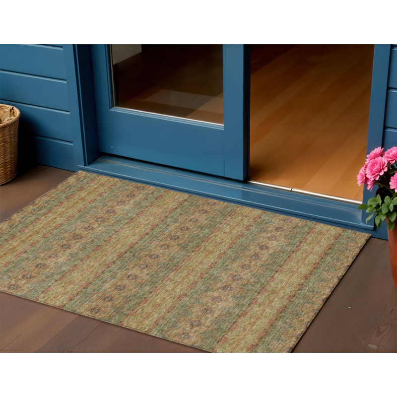Tapis intérieur / extérieur 3 pi x 5 pi vert et vert olive à motif de médaillons lavables HomeRoots