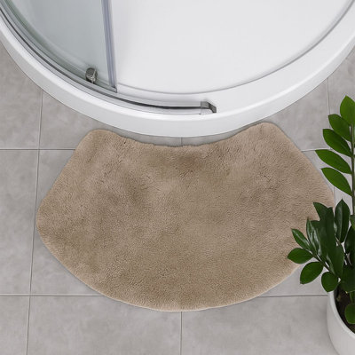 Curved Shower Bath Mat