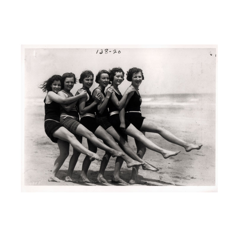 Art photographique américain, 1924, Bathing Beauties, H 18 po x l 24 po