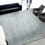 Hand Knotted Area Rug in Ivory And Green