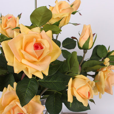 Fleur à 3 roses real touch