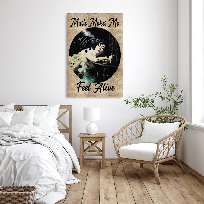 «Klimeczko Music Makes Me Fell Alive», impression sur toile, H 36 po x l 24 po x P 1,25 po