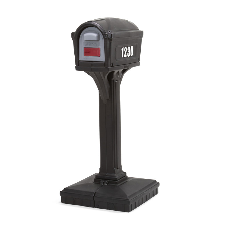 Plastic Post Mounted Mailbox with Magnetic Closure, Black