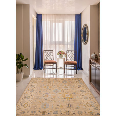 Jules Serapi Taupe Rug 9'11" x 13'10"
