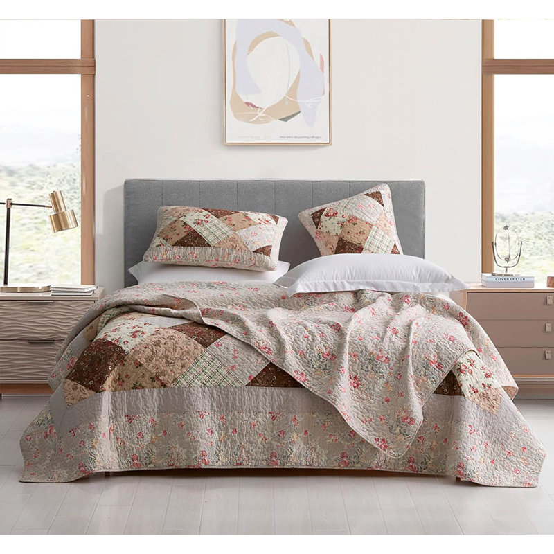 Pre-Washed Lightweight Cotton Floral Diamond Patchwork Quilt Set, Twin Quilt + 1 Standard Sham