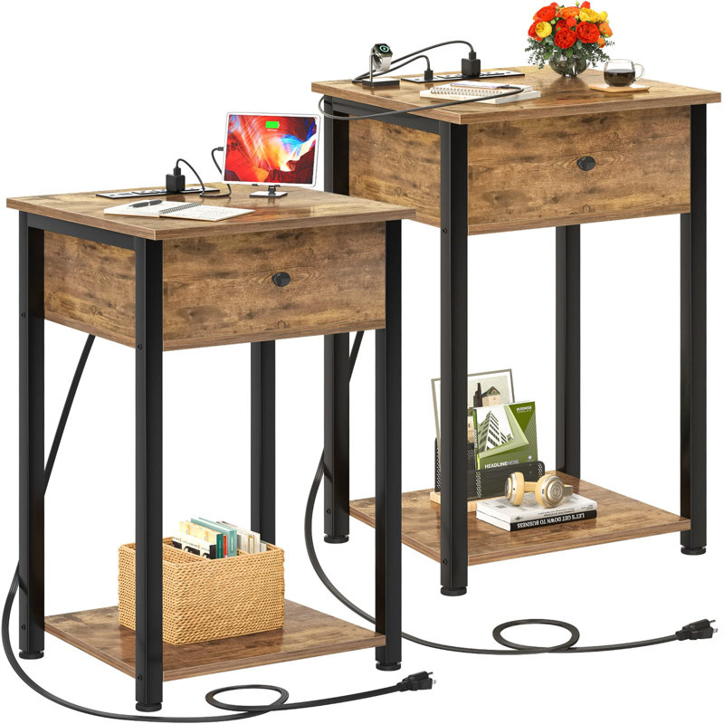Ensemble de tables de bout et prises encastrées Ekhard, Brun, Noir