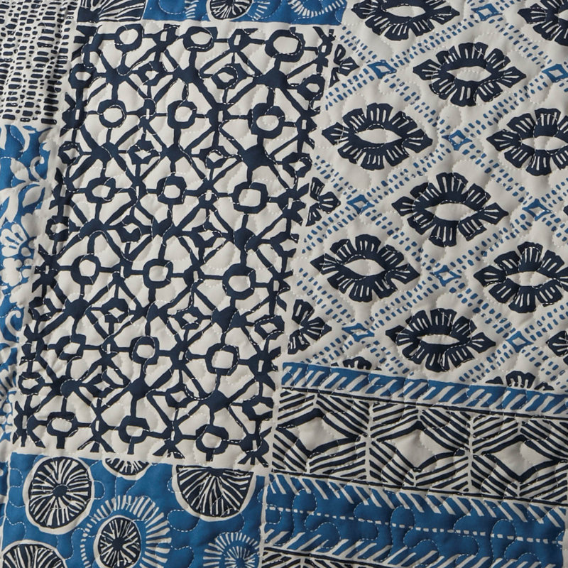 Ensemble de courtepointe en microfibre Global Patchwork Collection, Bleu, Courtepointe pour lit simple + 1 taie décorative