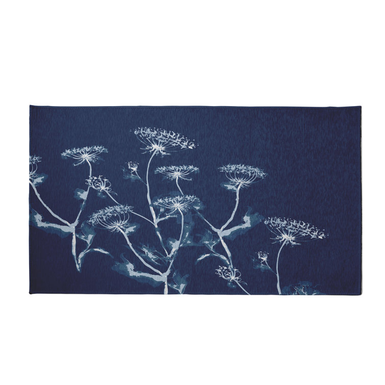 Alvordton Chenille Floral Indoor Rug