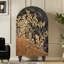 Armoire arquée avec tablettes et portes-105904483