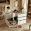 Commode 9 tiroirs avec plateau en verre, étagère à chaussures Diretha