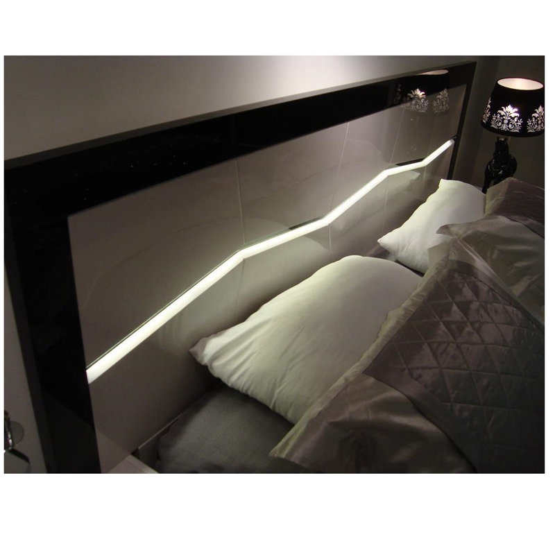 Lit plateforme Jinn, Grand