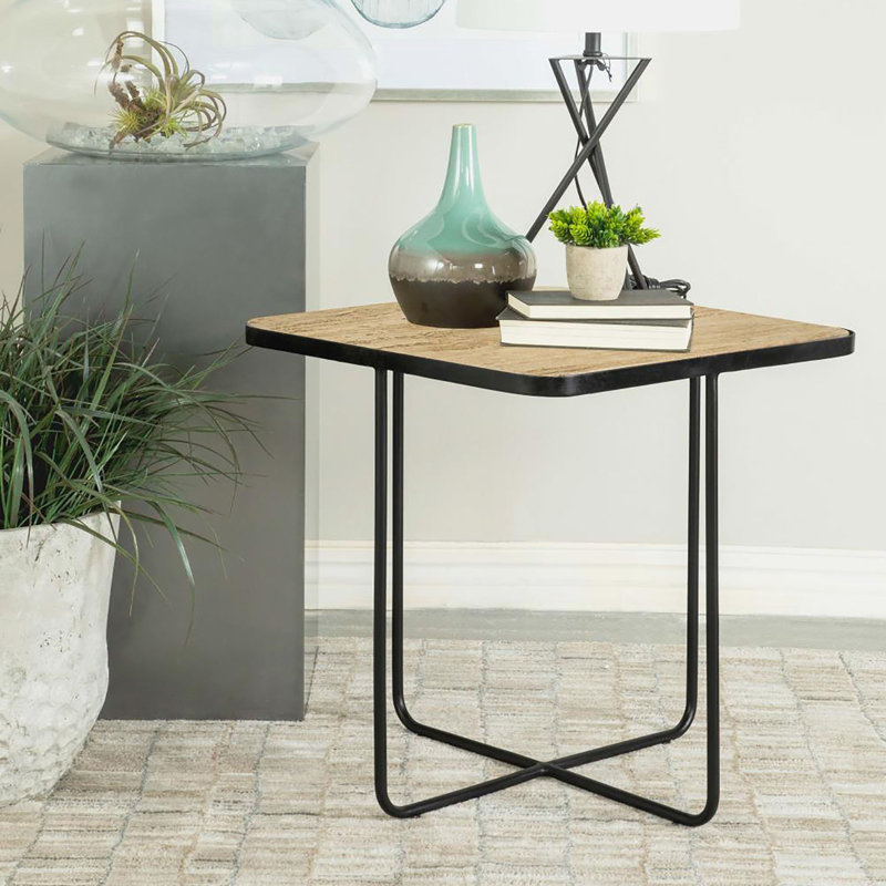 Table d'appoint stylisée et noire 24 po x 24 po pour espace de vie Table carrée de 24 po avec base mat luge