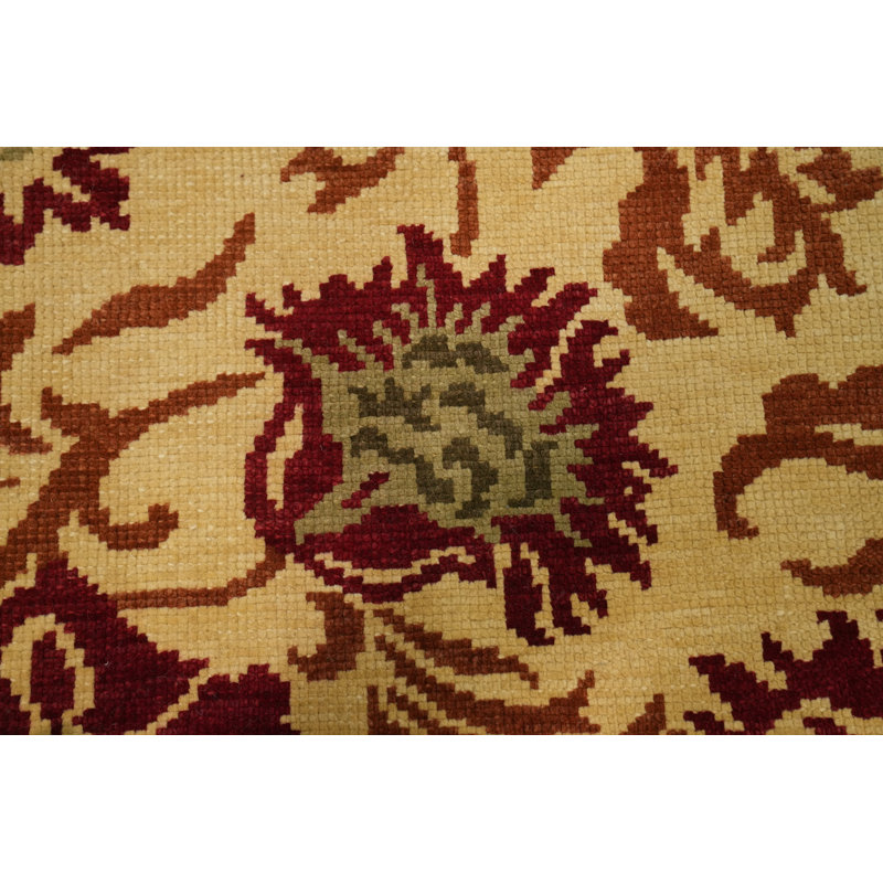 Tapis indien à motif floral All-Over 5 x 8