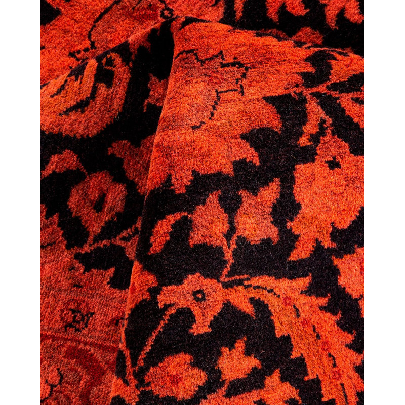 Fine Vibrance One-of-a-Kind 3' 2" X 4' 10" Hand Knotted Area Rug