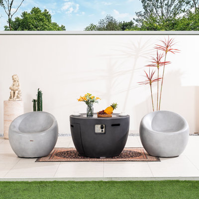 Ensemble de foyer d'extérieur avec 2 chaises longues effet bois et table polyvalente - Collection Modern Rustic Patio