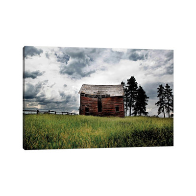 Montana Barn II - Print on Canvas