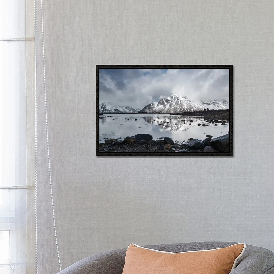 Lofoten-Wolken von Andreas Stridsberg - Galerie-umwickelte Leinwand Giclée auf Leinwand