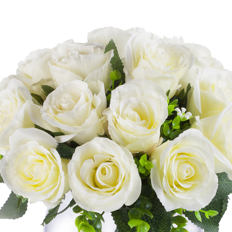 Arrangement floral de roes artificielles, Crème