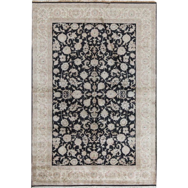 Tapis noir et ivoire de haute qualité noué à la main