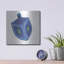 Art mural en métal luxueux «Dreidl Blue» par Andrea Strongwater, 12 po x 12 po