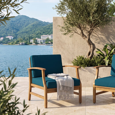 Fauteuil club extérieur moderne en bois d'acacia avec design à lattes