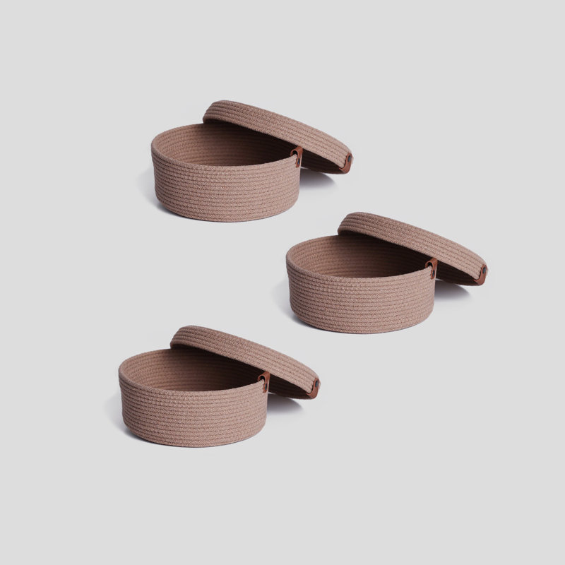 Ensemble de paniers en coton faits à la main (3 pièces), beige, 5,9 x 5,9 x 2,8 pouces | 100% corde de jute de coton | Petits organisateurs polyvalents pour la maison, le bureau et la chambre de bébé | Solution de rangement élégante pour les espaces sans encombrement