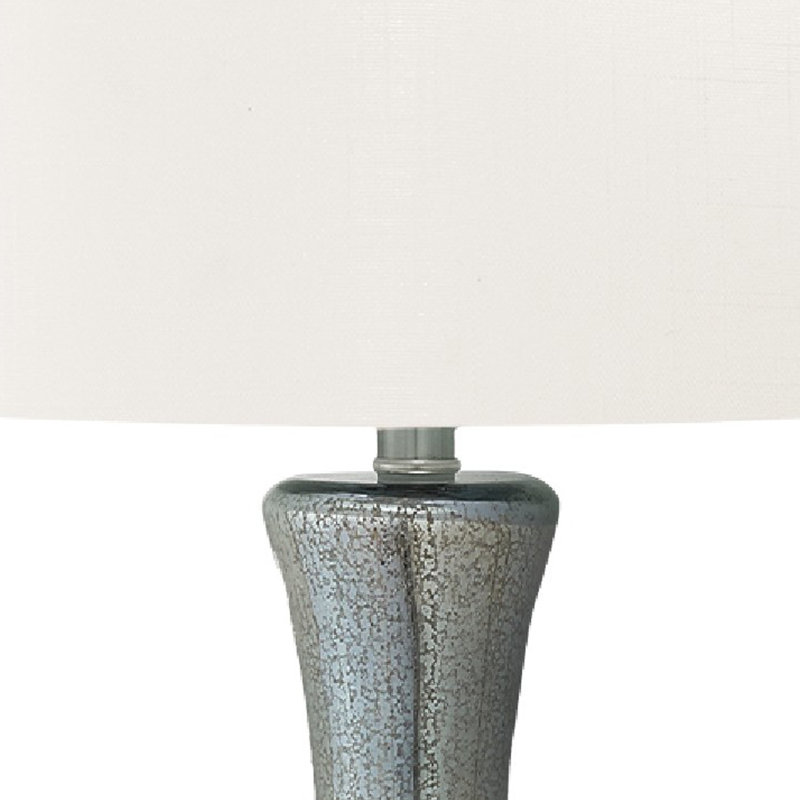 Lampe de table Hior, corps en verre vert, abat-jour en polyester ivoire, 26 po, Vert