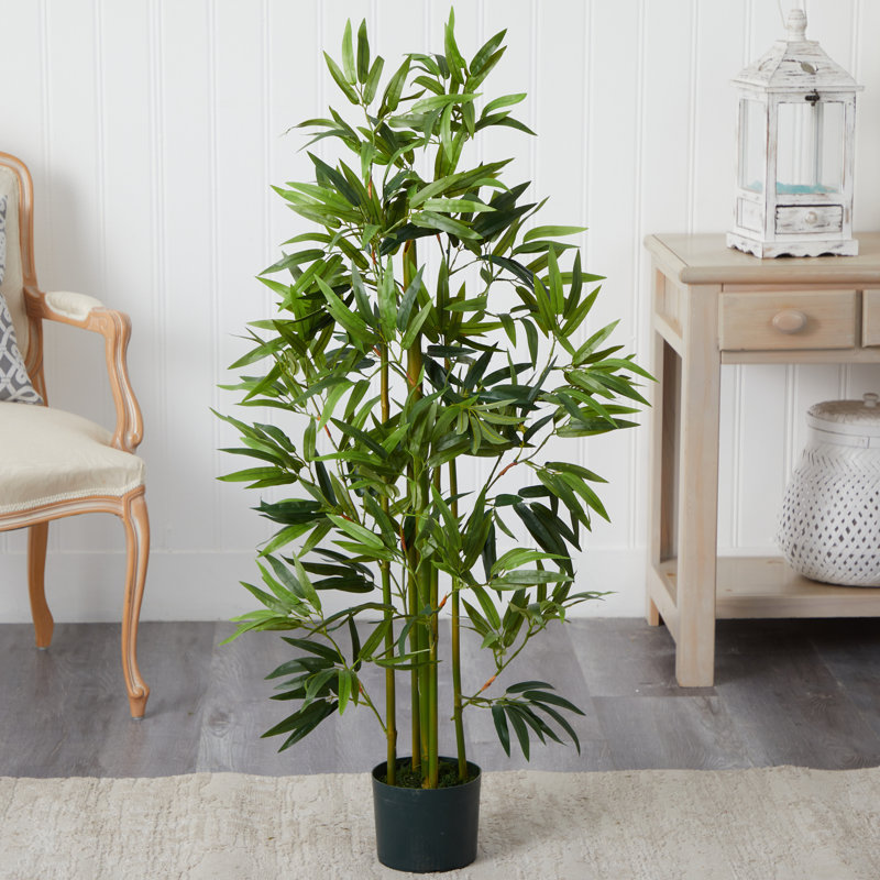 5 pi. Arbre artificiel en bambou, H 48 po x l 28 po x P 28 po