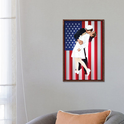 VJ Day Kiss 1 Piece Wall Art on Canvas