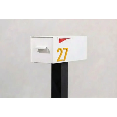 The Daily Post-Mounted Mailbox