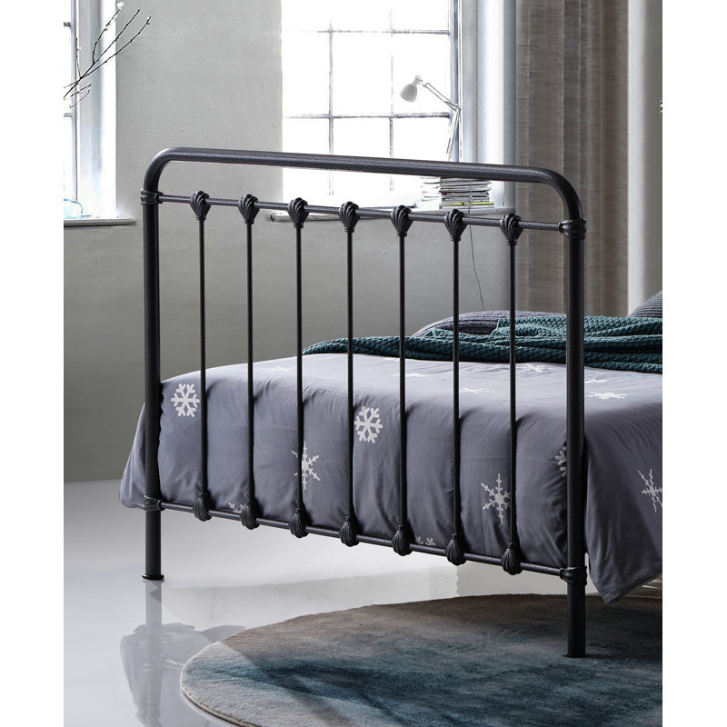 Annessia Metal Bed, Kingsize (5')