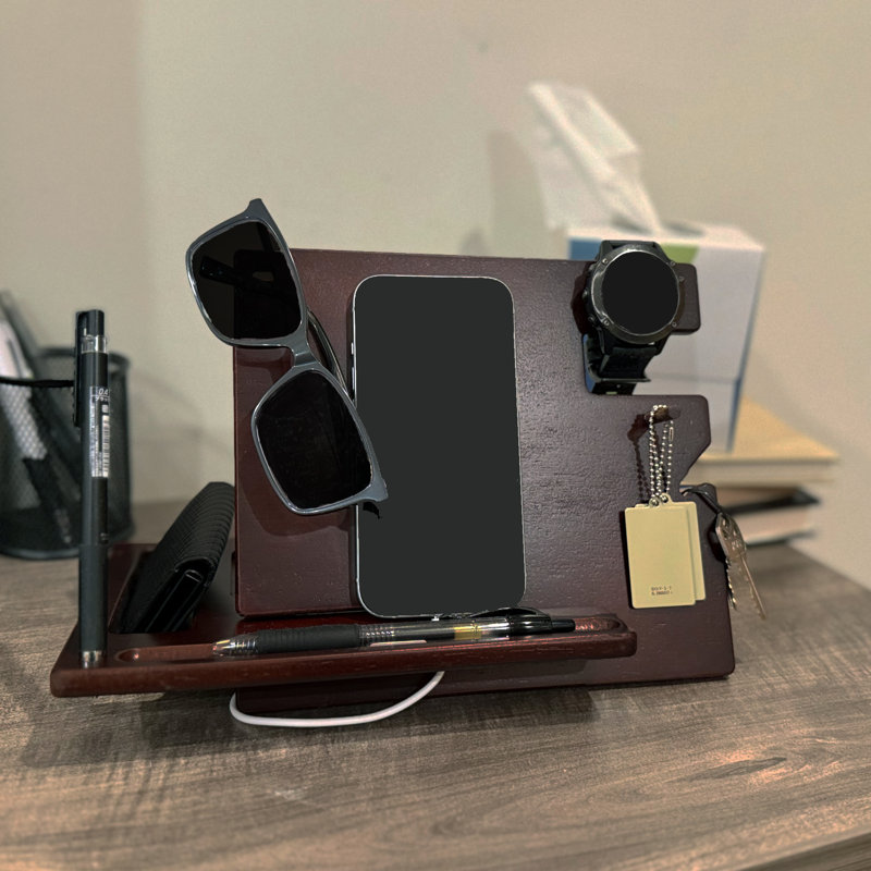 Valet de bureau en bois massif et station de charge - Organisateur de table de chevet brun foncé pour téléphone, montre, portefeuille et clés