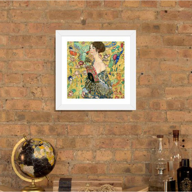 « Lady with a Fan » par Gustav Klimt, impression, H 37 po x l 37 po, Toile avec cadre noir, Blanc