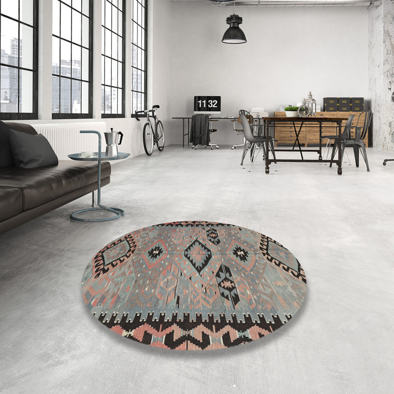 Southwestern Indoor Rug, Round 5'