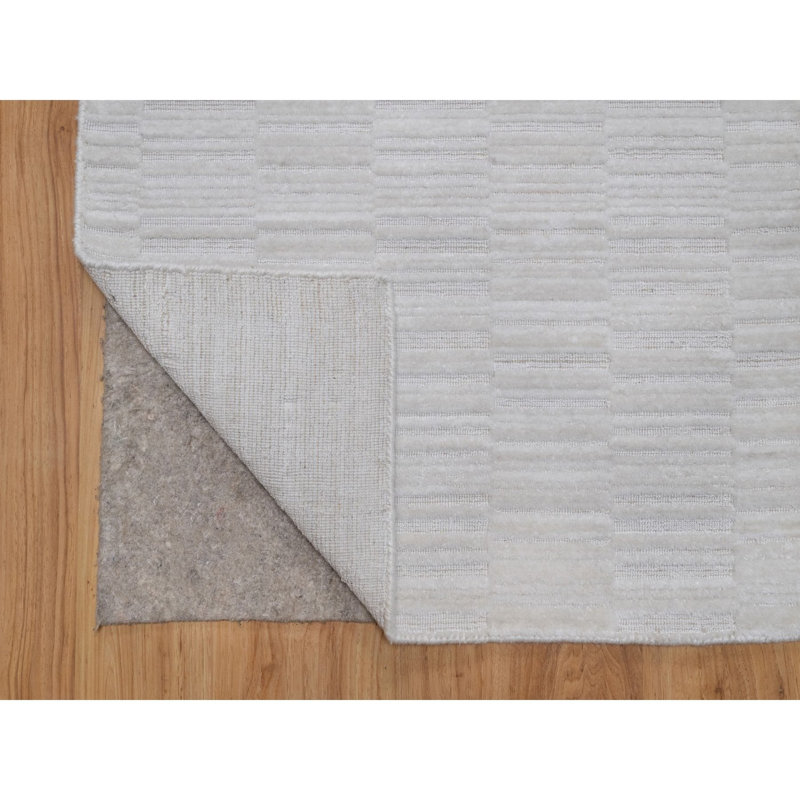 Tapis de couloir 2 pi 6 po x 12 pi tissé à la main