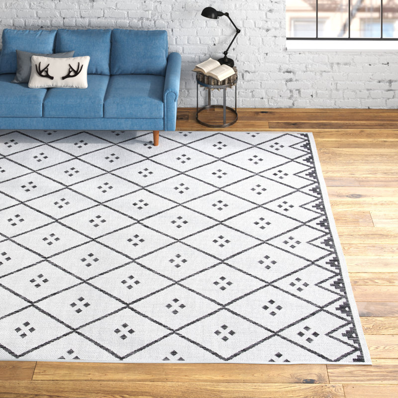 Tapis intérieur / extérieur ivoire Maebel, Rectangle 5 pi 3 po x 7 pi 7 po