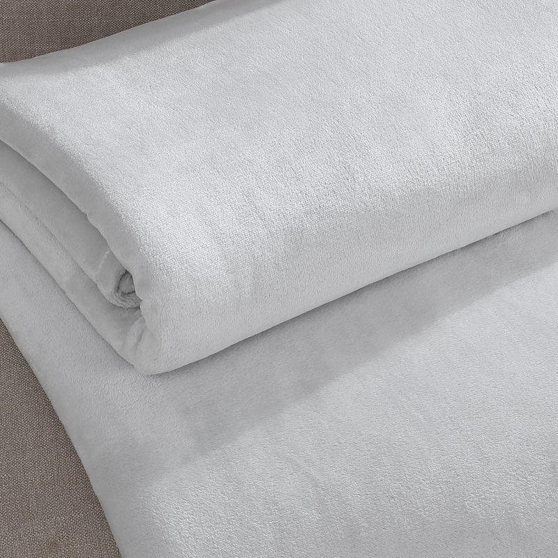 Calvin Klein Core Plush Solid Reversible Blanket, King, Light Gray